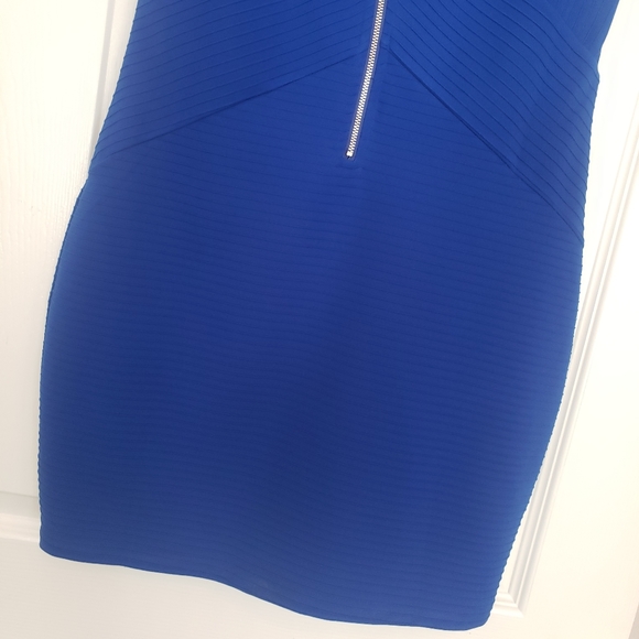 GUESS Dress - Picture 3 of 5